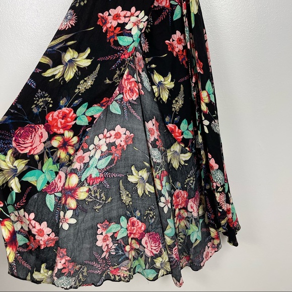 Lulu’s Floral True Wrap Hi-Low 100% Rayon Back Cut Out Maxi Dress Size Small - Picture 7 of 14